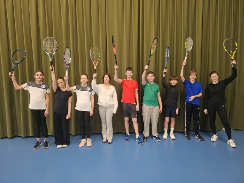 Teilnehmer Gruppe 1 Tennisschulturnier - die Frühaufsteher